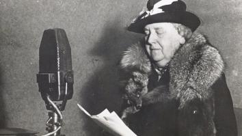 Koningin Wilhelmina spreekt het volk toe via Radio Oranje