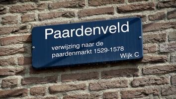 Straatnaambord Paardenveld