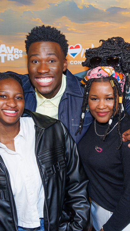 Familie Claude bij premiere C'est la vie