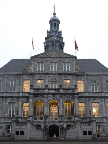 Het historische gemeentehuis in Maastricht 