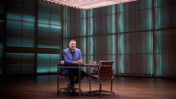 Theo Maassen als nieuwe presentator Zomergasten