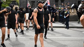 Extreemrechts zwarte zon