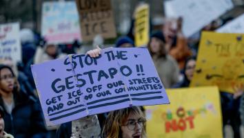 Amerikanen protesteren tegen het harde optreden van ICE