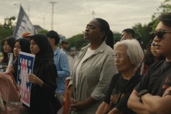 Still uit de documentaire Simone en de roofstaat met Simone Weimans