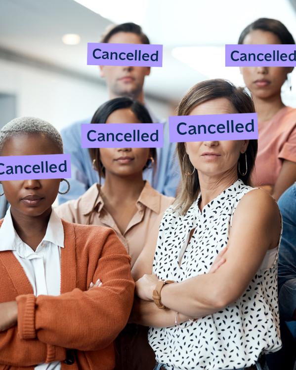 Groep mensen met balk voor hun ogen met het woord 'cancelled'