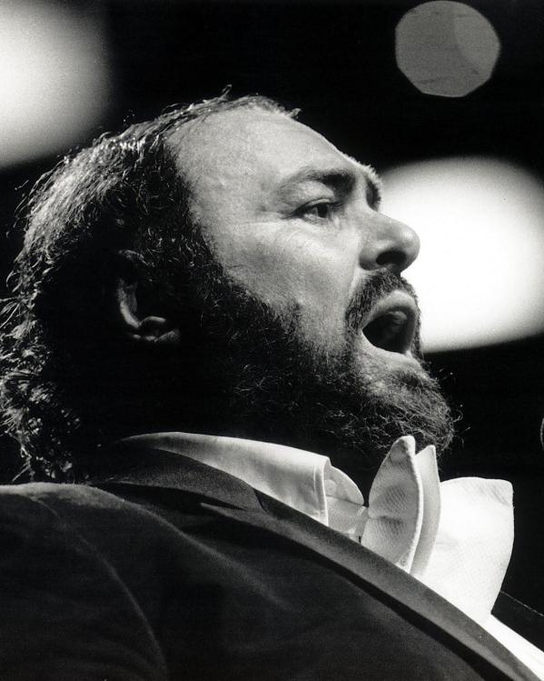 Pavarotti opera