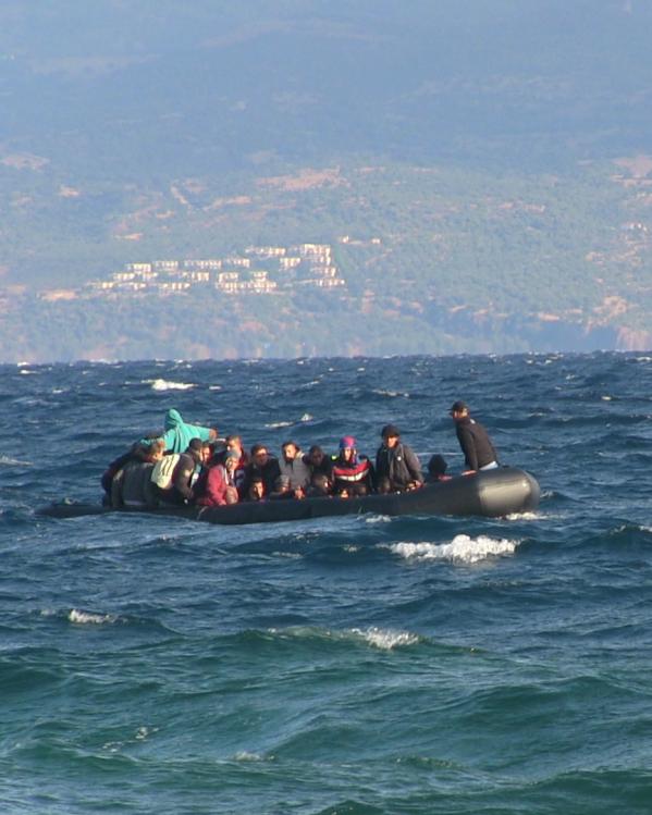 Vluchtelingenboot bij Turkije