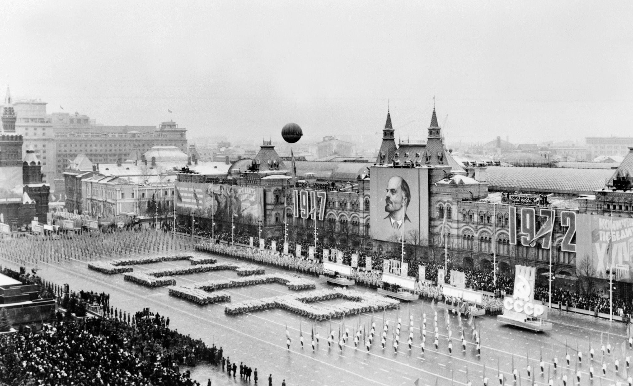militaire parade in de Sovjet-Unie
