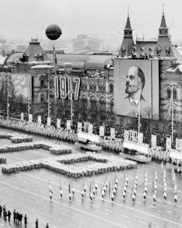 militaire parade in de Sovjet-Unie