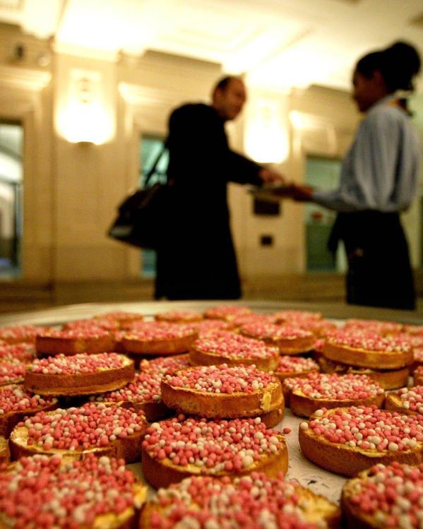 beschuit met muisjes van gennip